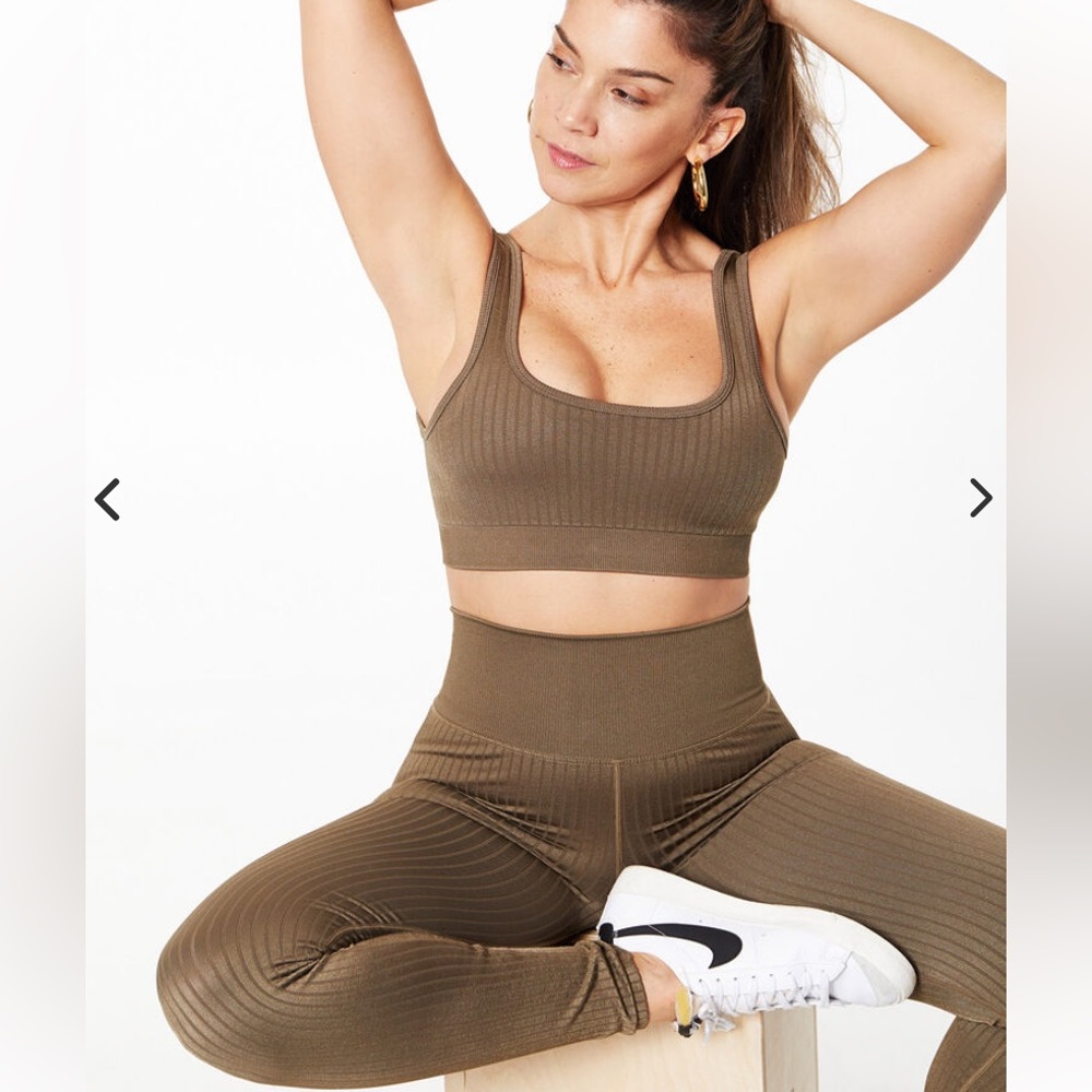 Good American - Core Power Legging and Bra - Size 3/4